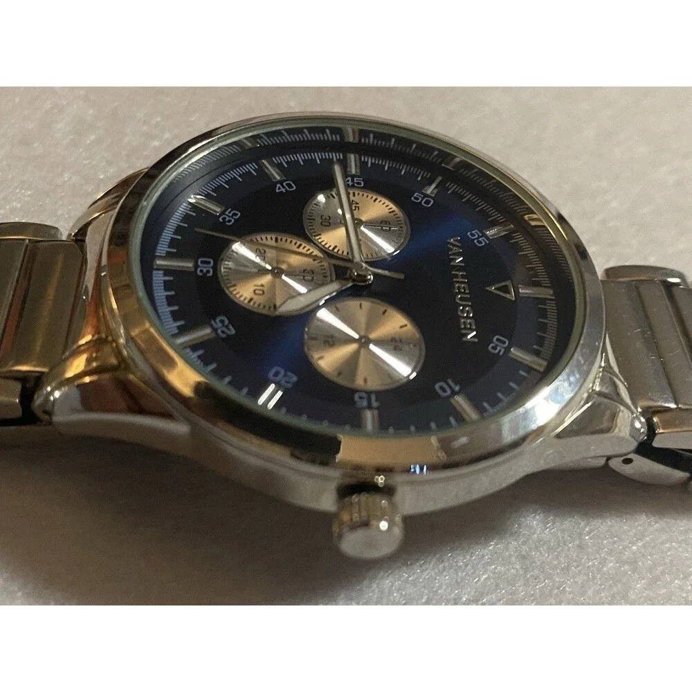 Van Heusen Silver Tone Men’s Chronograph 3 Sub-dials Watch VAN8712BU Japan Movt